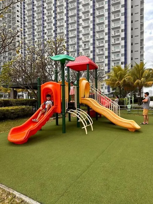 The Brentt Piazza At Sm Jazz Makati With Balcony Apartment Manila